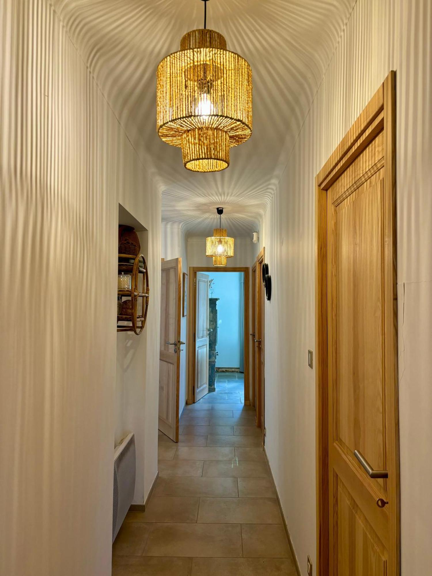 Maison Terre De Lune Mondragon Exteriör bild